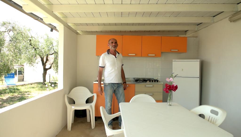 Leonardo Casa Vacanze Villa Mattinata Exterior photo