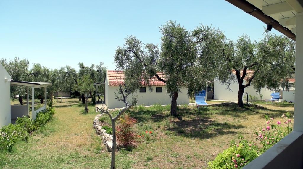 Leonardo Casa Vacanze Villa Mattinata Exterior photo