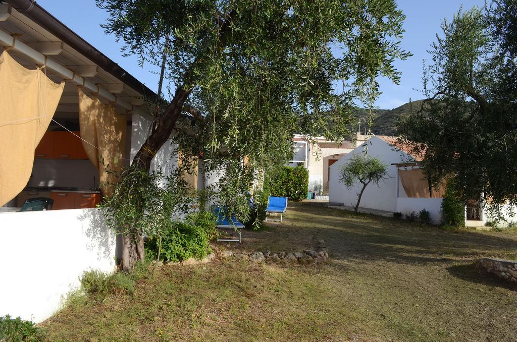 Leonardo Casa Vacanze Villa Mattinata Exterior photo